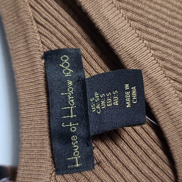 HOUSE OF HARLOW 1960 Sleeveless Dress With Side Slit in Tan Size Small - Picture 2 of 14